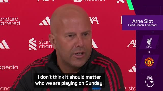 Slot urges Salah to rediscover form against Manchester United