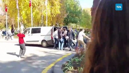 Hacettepe Üniversitesi'nde eylem yapan öğrencilere polis müdahalesi!