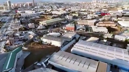 Sokakta uyuşturucu ticaretine suçüstü! Dron kamerasına yakalandılar