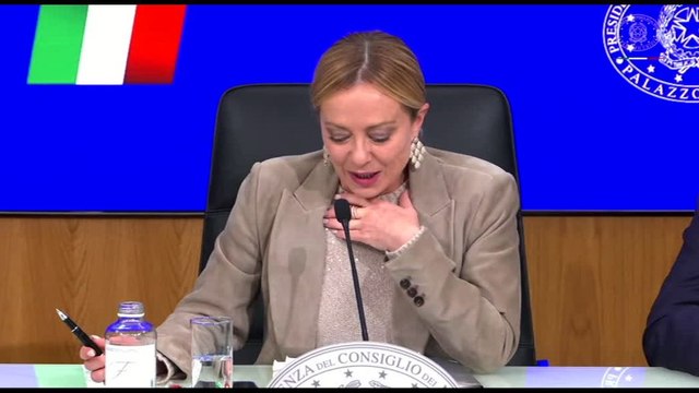 Manovra, Meloni: c'è problema salari, ma con noi tornati a crescere