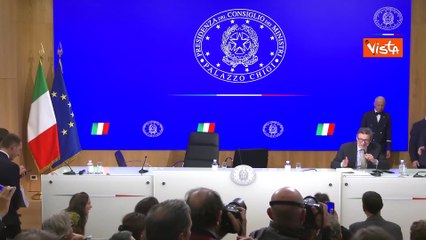 Giorgetti a cronisti: Scusate non sono in formissima, sono appena atterrato da Washington