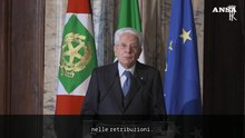 Mattarella: "Salari reali bassi, ma premi robusti ai manager"