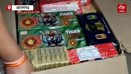 यूपी में अवैध पटाखों पर एक्शन; आजमगढ़ में घर से तीन लाख के पटाखे बरामद, मिर्जापुर में जनरल स्टोर में भी रखे थे