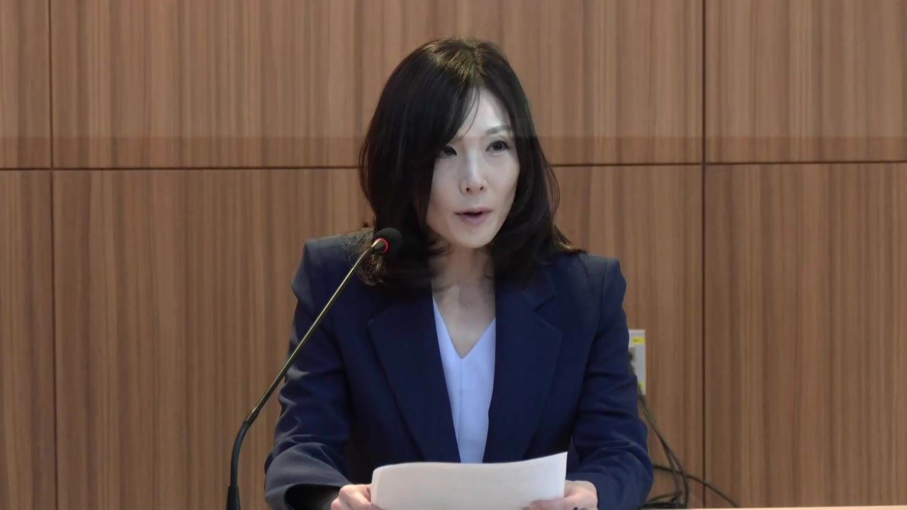 캄보디아 구금 한국인 64명 전세기 송환...8시 인천 도착 / YTN