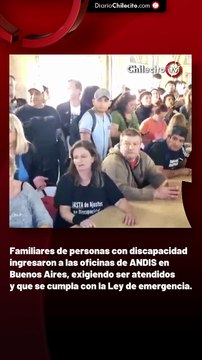 Familiares de personas con discapacidad ingresaron a las oficinas de ANDIS en Buenos Aires, exigiendo ser atendidos y que se cumpla con la Ley de emergencia.