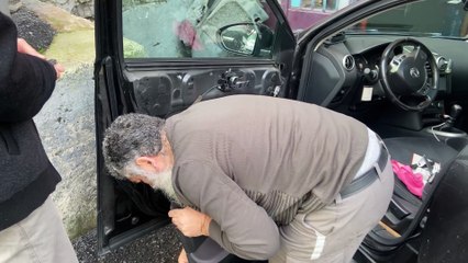 13 Sol şoför kapısının oto döşemesi bitti arabaya montajı yapılıyor telefon aşağıda