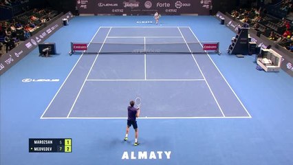 Almaty - Medvedev rejoint le dernier carré