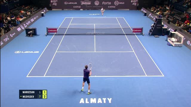 Almaty - Medvedev rejoint le dernier carré