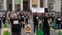 Flash mob à Bruxelles pour protester contre la politique sociale du gouvernement