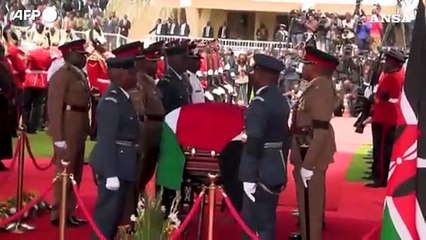 Kenya, funerali di Odinga come una festa ma tensioni anche oggi