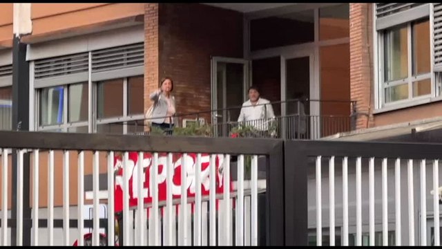 Il saluto di Ranucci commosso al presidio in Rai