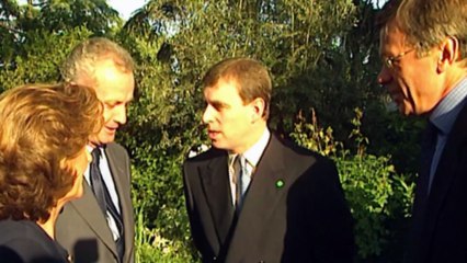 El príncipe Andrés renuncia a todos sus títulos reales en el Reino Unido