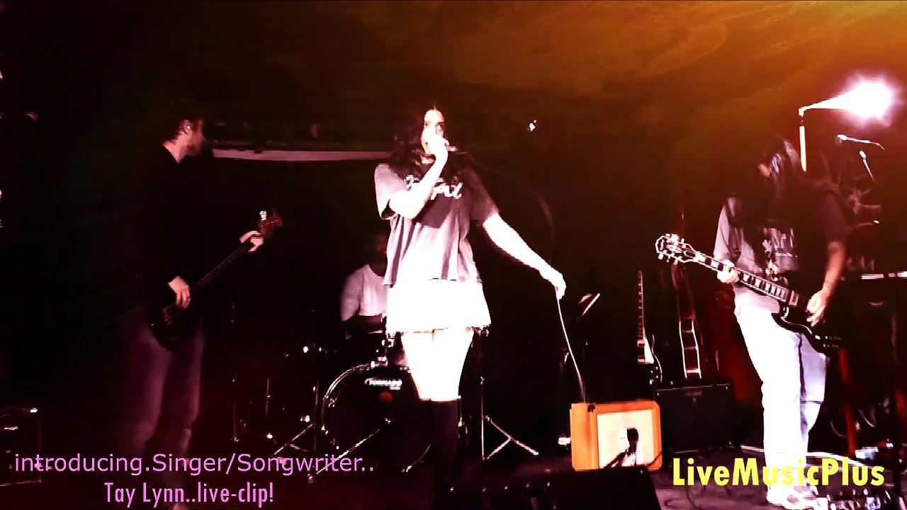 Tay Lynn...Live!!