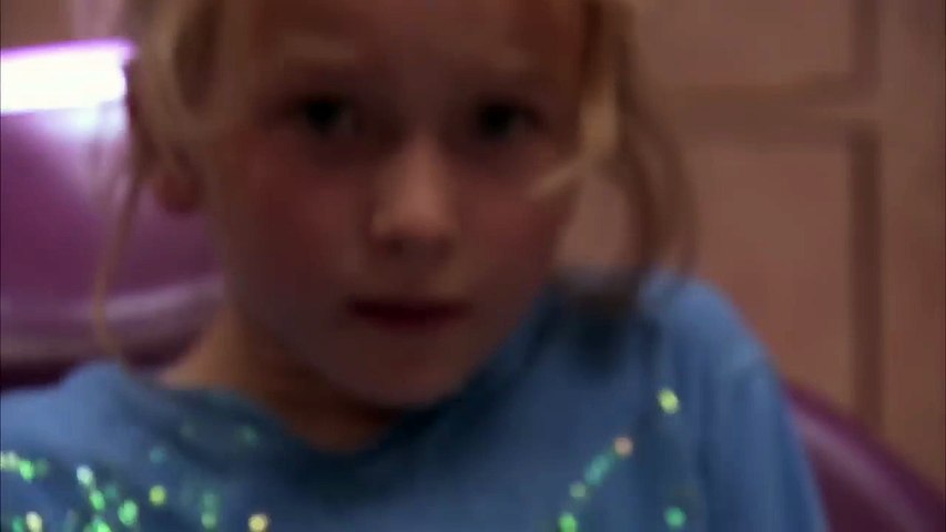 スナッチャーズ・フィーバー 喰われた町 | movie | 2013 | Official