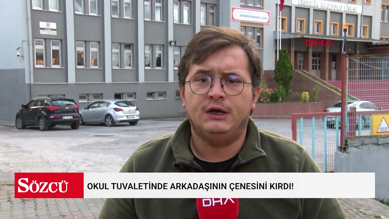 Okul tuvaletinde arkadaşının çenesini kırdı!