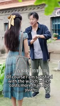 After she transmigrated into the book, she opened her eyes to hell. Two children, no one cared for them, and she had a crazy husband. Fortunately, she awakened and raised the children with a golden finger. She turned around and slapped everyone in the fac