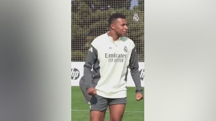Con dudas sobre su lesión, Mbappé va y hace esto: la cara de Xabi Alonso lo dice todo