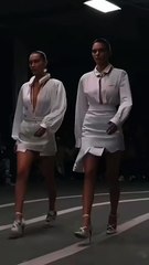 Bella Hadid #BellaHadid #model #modeling #celebrity #walking #catwalk #horsewalk