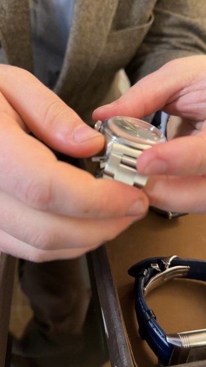 Nous explorons deux montres #rolex #rolexexplorer #rolex1016 #rolexdaytona #daytona  #horlogerie