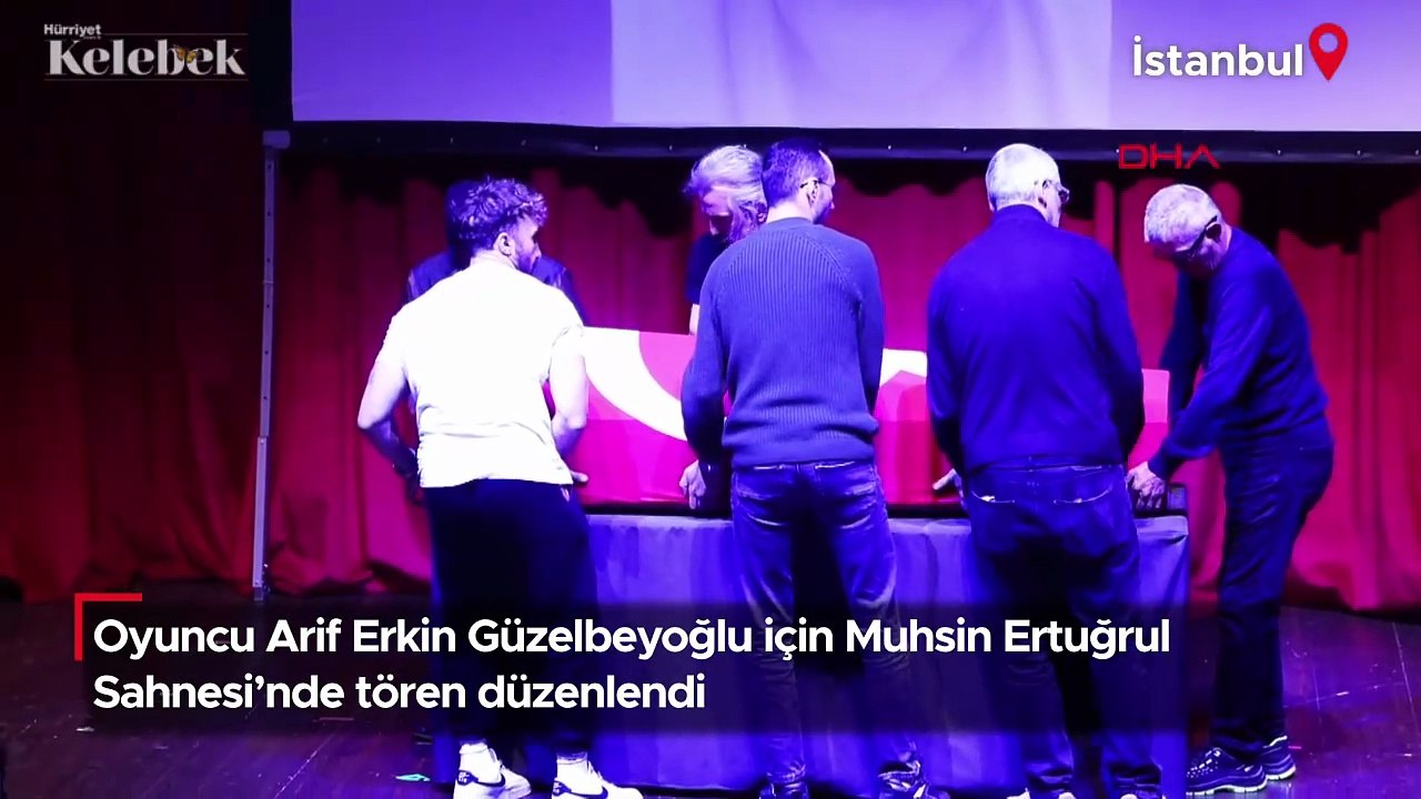 Oyuncu Arif Erkin Güzelbeyoğlu için Muhsin Ertuğrul Sahnesi'nde tören düzenlendi