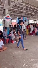 money Prank  💰  _ 👌🤣👌 money prank railway station_ 🤣👌👍👇👇#youtubeshorts #shorts #shortsfeed #funny ll