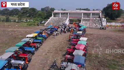 दिवाली में भी आंदोलन के मूड में किसान, ट्रैक्टर रैली निकाल कर भगवान को सौंपा ज्ञापन