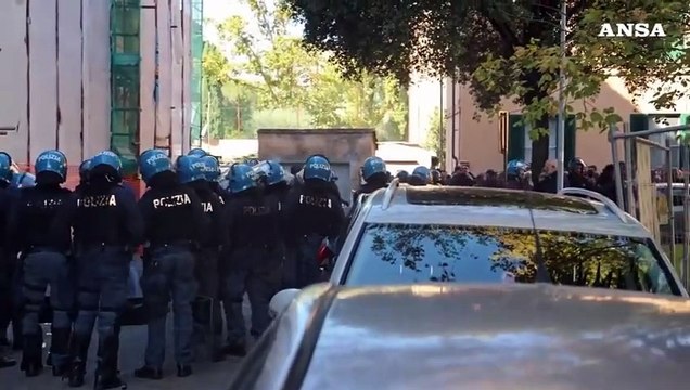 Pisa-Verona, tafferugli fra ultras vicino allo stadio prima della partita