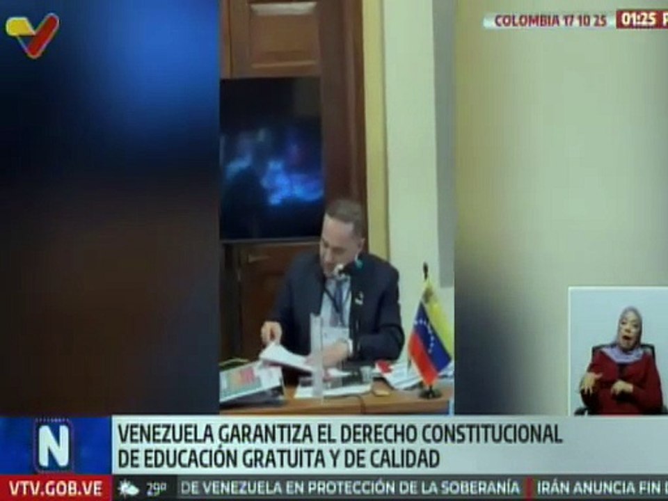 Ministro Ricardo Sánchez garantiza el derecho constitucional de la educación gratuita