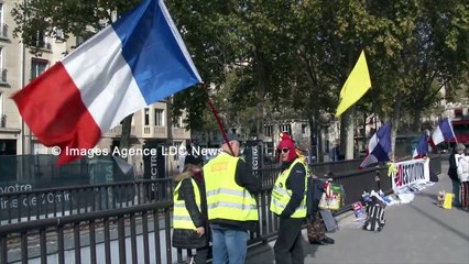 Manifestation des Gilets Jaunes, Macron #Destitution. Paris/France - 18 octobre 2025
