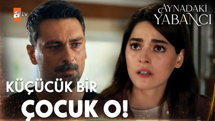 Azra'nın Leyla'yı savunması Emirhan'ı etkiliyor - Aynadaki Yabancı 3. Bölüm