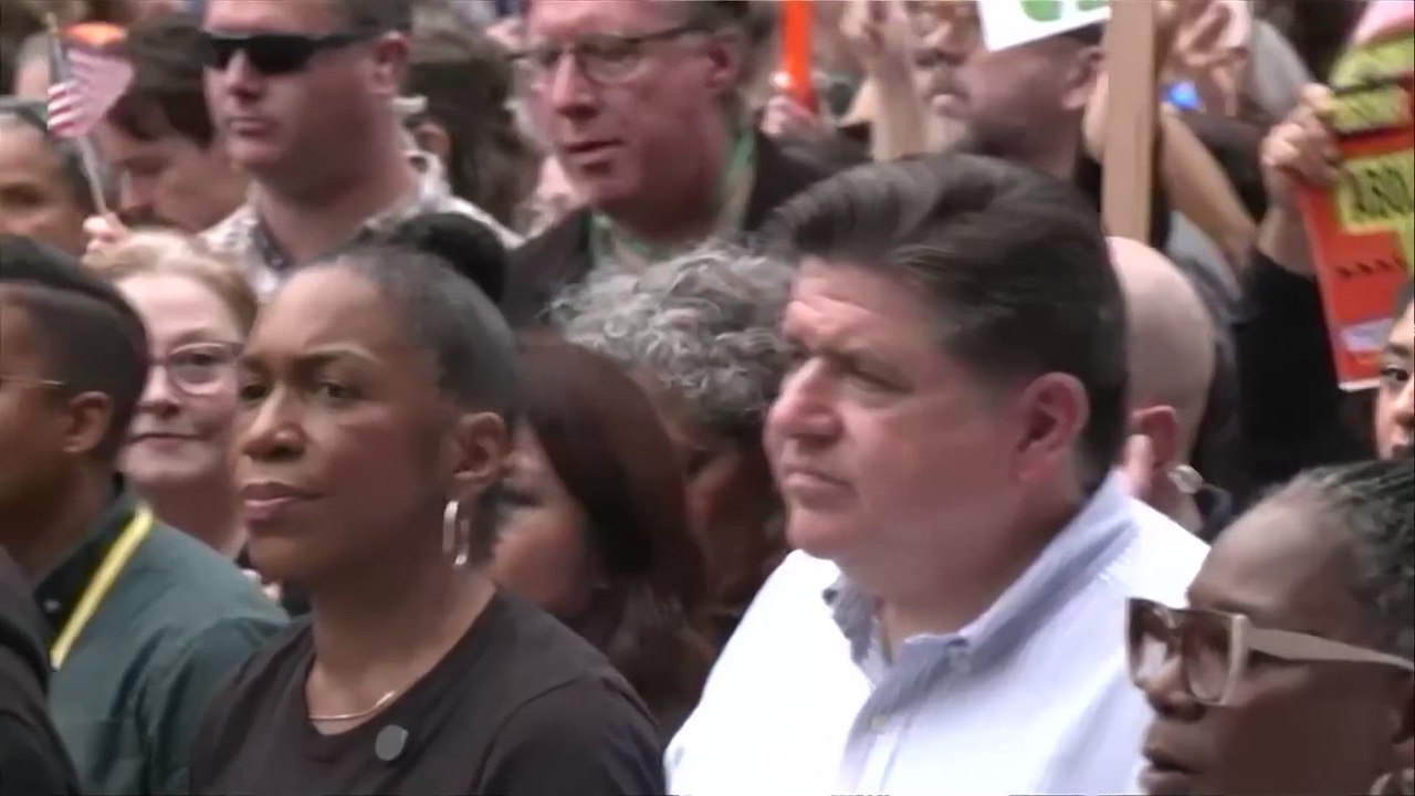 J.B. Pritzker Leads No Kings Rally in Chicago Amid Trump’s Immigration Crackdown