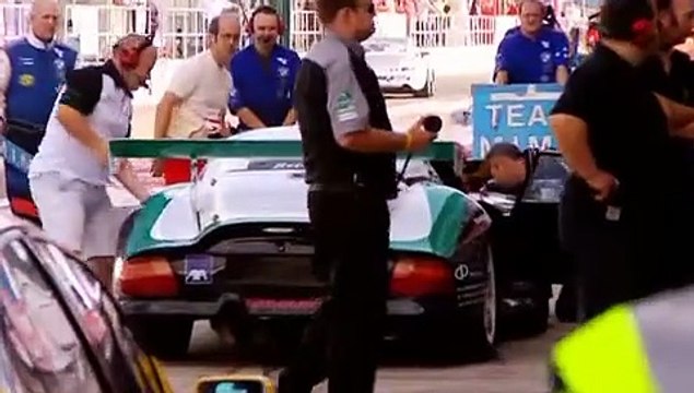 Top Gear S10E09 | Britcar 24-Hour Endurance Race + Fiat 500 Budapest BMX Challenge | Full Episode