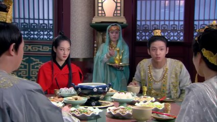 Episode 06 - Demi-Gods and Semi-Devils (2003)