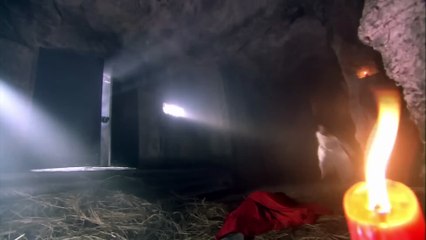 Episode 07 - Demi-Gods and Semi-Devils (2003)