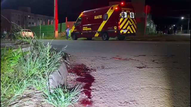 Ciclista tem lesão gravíssima após ser atingido por carro no Floresta