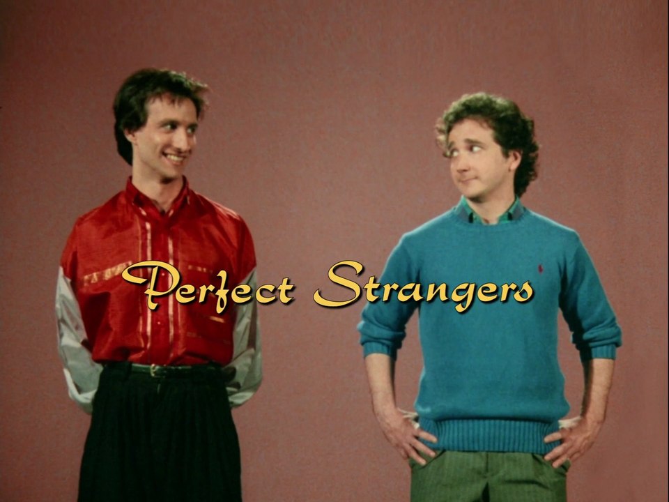 Primos lejanos - 1x02 - Aprende esto - HD 1080