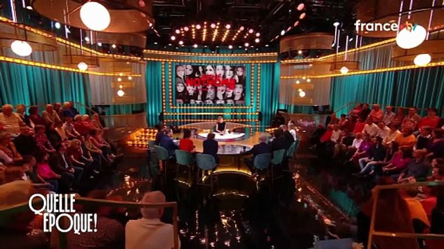 Amélie Nothomb a menti pendant des mois sur la mort de sa mère, elle a expliqué pourquoi sur la plateau de Quelle époque ! le 18 octobre 2025.