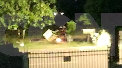 Flagrantes! Moradora denuncia descartes irregulares de lixo no Bairro XIV de Novembro