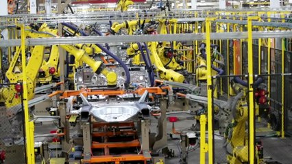 The Machines that Built America_01_Tractor Revolution