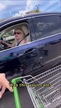 Donner une bonne leçon à une cliente qui abandonne son caddie sur le parking