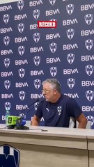 "Solo se defendió": Jordi Guerrero aclara la discusión que terminó con la expulsión de Torrent ante Pumas