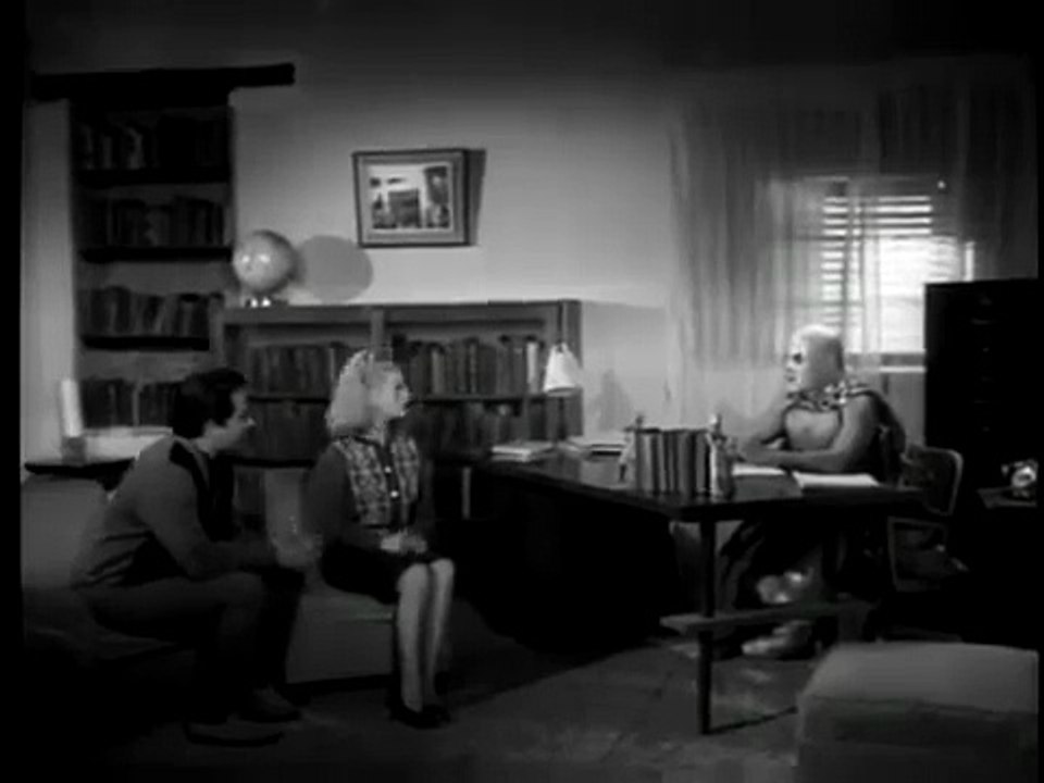 Atacan las brujas (Santo en la casa embrujada) 1968 (Espáñol)