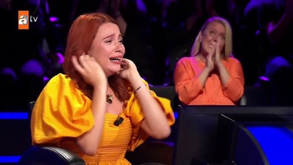 Üniversite ücretini ödeyebilmek için yarışmada şansını deneyen bir genç ve elendikten sonra ona el uzatıp burs bağlayan Oktay Kaynarca 👏🏻