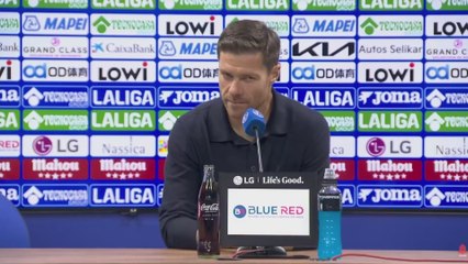 La reacción viral de Xabi alonso cuando le dicen que Mbappé ha marcado en todos los partidos menos uno