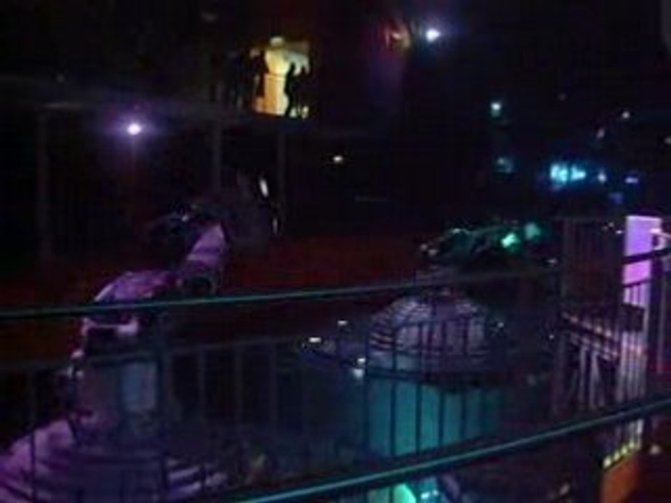 DANSE AVEC LES ROBOTS
