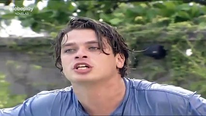 Novela Por Amor (1997) - Léo e Marcelo trocam socos por causa de Laura