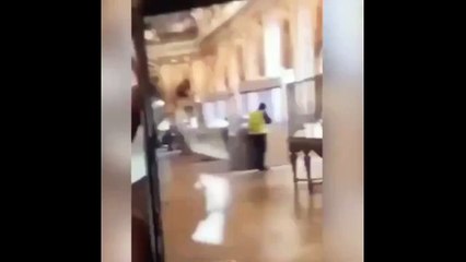 Les images stupéfiantes du braquage du Louvre