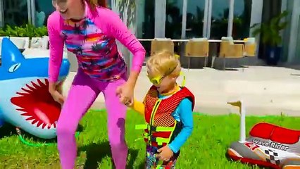 Chris learns good habits with Mom _ 1 Hour Video