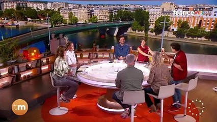 Mélanie Taravant présentait "Télématin" ce dimanche 19 octobre
