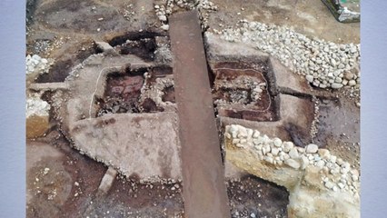 1,600년 전 신라 장수 무덤에서 가장 오래된 금동관 발견 / YTN